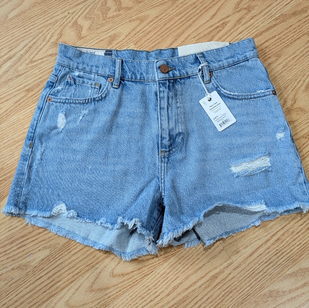 NWT Marine Layer Sasha Denim Shorts Medium Wash. Available In Diff. Sizes - Picture 2 of 10